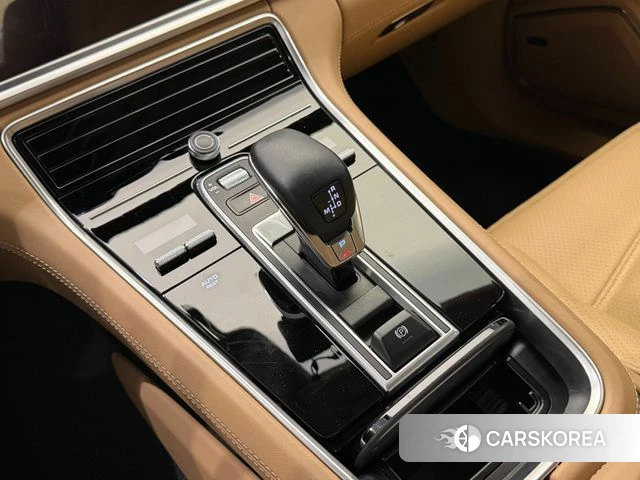 Porsche Panamera (971) 2023 Серый из Кореи, фото 2