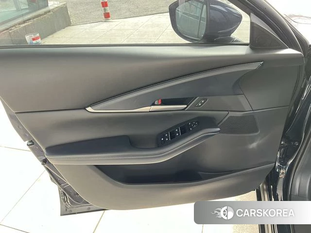 Mazda CX-30 2022 Синий из Китая, фото 2
