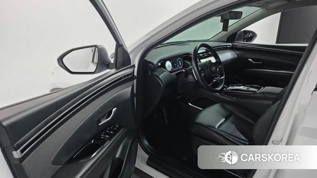 Hyundai Tucson (NX4) 2022 Белый из Кореи, фото 2