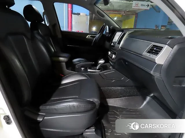 Ssangyong Rexton Sports 2019 Белый из Кореи, фото 2