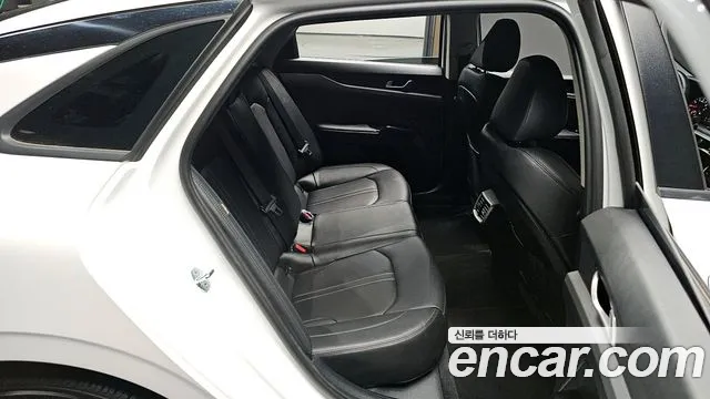 Kia K5 3rd generation 2021 Белый из Кореи, фото 2