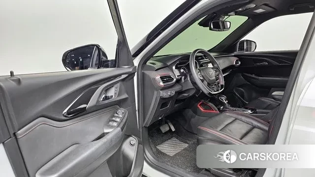 Chevrolet (GM Daewoo) Trailblazer 2021 Белый из Кореи, фото 2