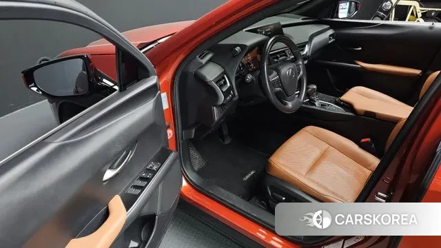 Lexus UX250h 2019 Оранжевый из Кореи, фото 2