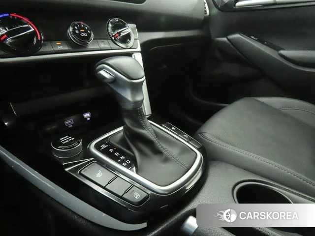Kia Seltos 2022 Белый из Кореи, фото 2