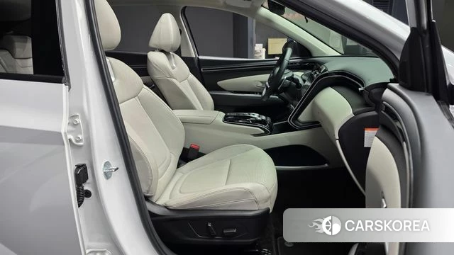 Hyundai Tucson Hybrid (NX4) 2023 Белый из Кореи, фото 2