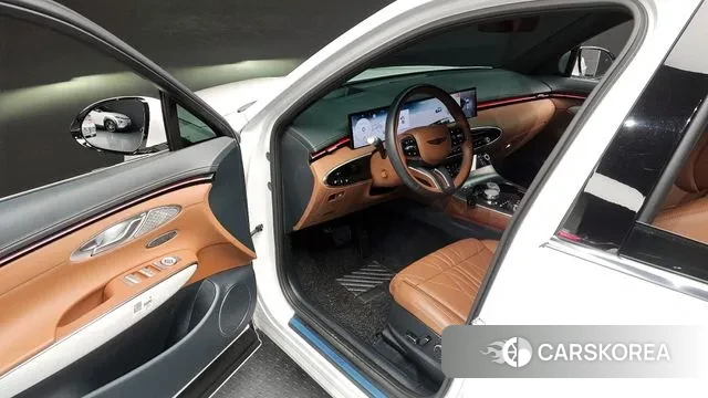 Genesis GV70 2025 Белый из Кореи, фото 2