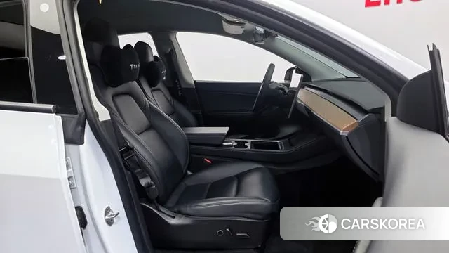 Tesla Model Y 2021 Белый из Кореи, фото 2