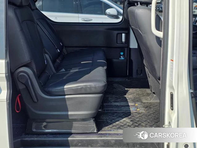 Hyundai Staria 2024 Белый из Кореи, фото 2