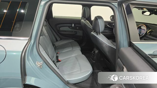 Mini Cooper Clubman 2022 Зеленый из Кореи, фото 2