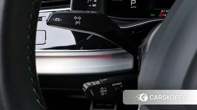 Audi Q8 (4M) 2021 Черный из Кореи, фото 2