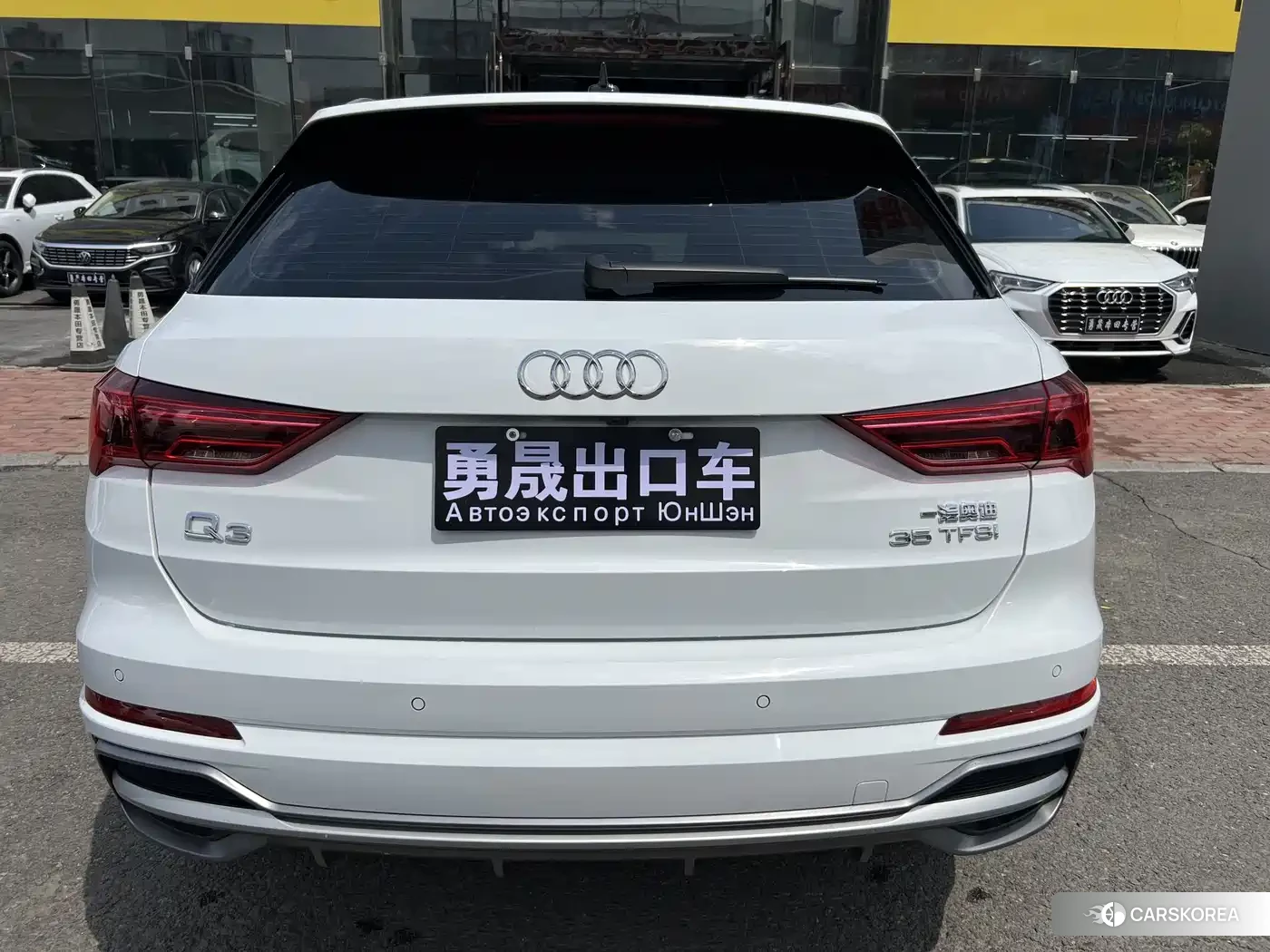 Audi Q3 2022 Белый из Китая, фото 2