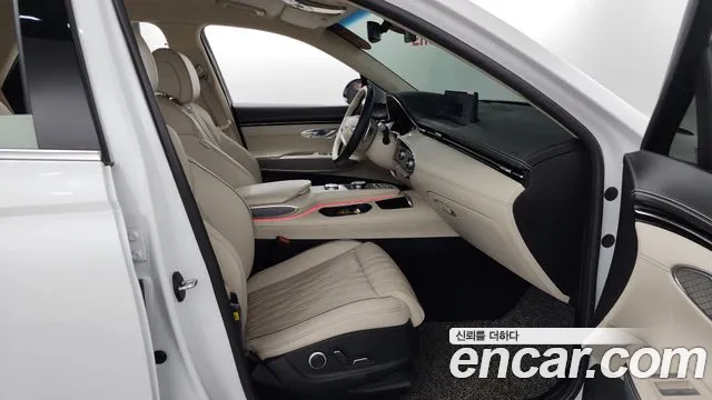 Genesis GV70 2021 Белый из Кореи, фото 2