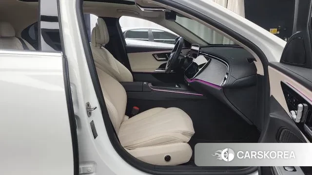 Mercedes-Benz E-Class W214 2024 Белый из Кореи, фото 2