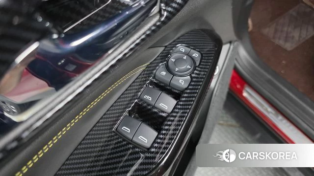 Chevrolet (GM Daewoo) Trax Crossover 2023 Красный из Кореи, фото 2