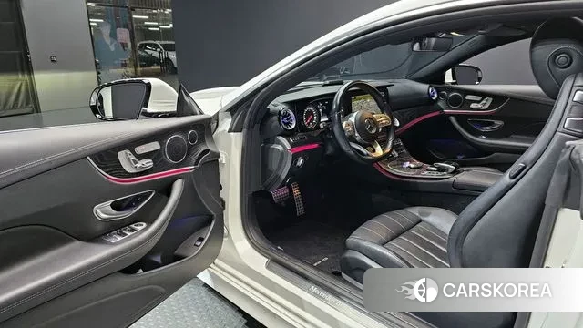 Mercedes-Benz E-Class W213 2019 Белый из Кореи, фото 2