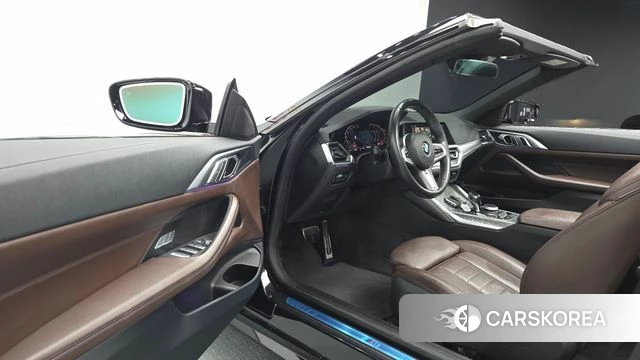 BMW 4 Series (G22) 2021 Черный из Кореи, фото 2