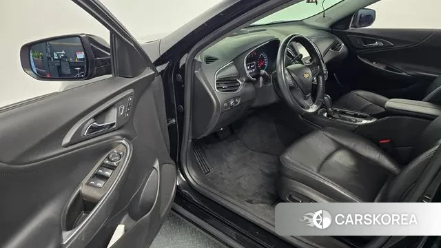 Chevrolet (GM Daewoo) All New Malibu 2018 Черный из Кореи, фото 2