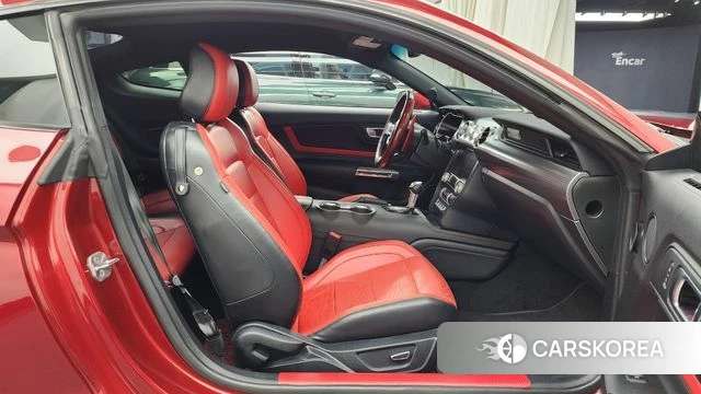 Ford Mustang 2019 Красный из Кореи, фото 2