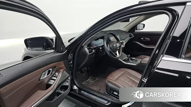 BMW 3 Series (G20) id 3498674 из Кореи 2