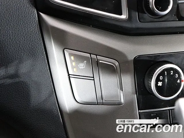 Hyundai Grand Starex 2018 Белый из Кореи, фото 2
