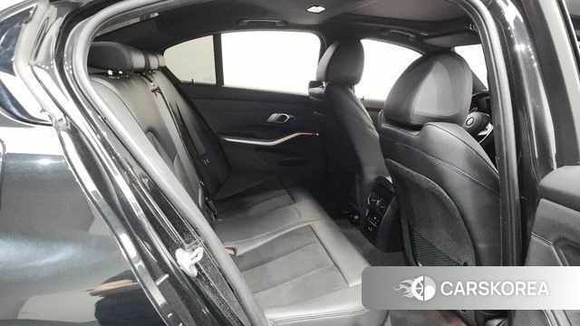 BMW 3 Series (G20) 2021 Черный из Кореи, фото 2