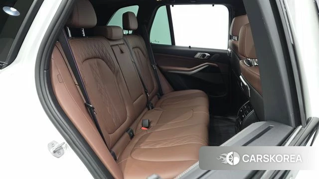 BMW X5 (G05) 2025 Белый из Кореи, фото 2