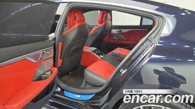 BMW 8 Series (G15) 2020 Черный из Кореи, фото 2