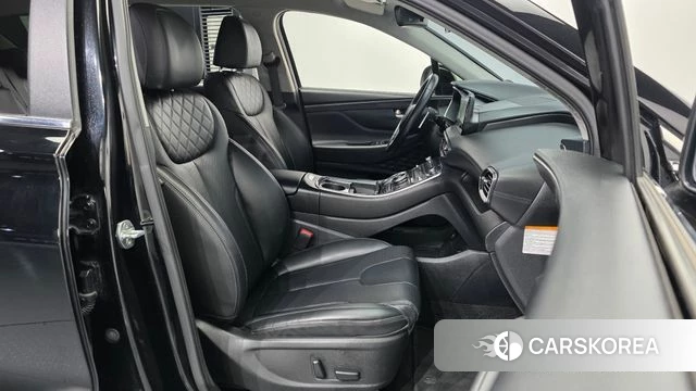 Hyundai The New Santa Fe 2021 Черный из Кореи, фото 2