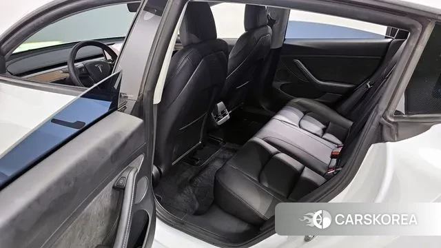 Tesla Model 3 2022 Белый из Кореи, фото 2