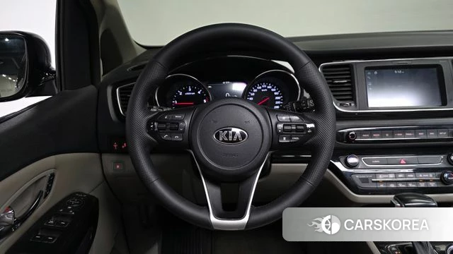Kia The New Carnival 2018 Серый из Кореи, фото 2