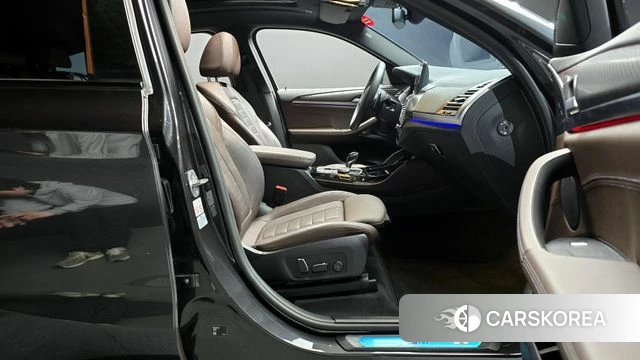 BMW X4 (G02) 2024 Серый из Кореи, фото 2