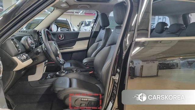 Mini Cooper S Countryman 2019 Черный из Кореи, фото 2