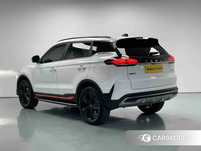 Geely Automobile Boyue 2022 Белый из Китая, фото 2