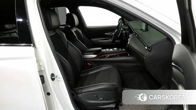 Genesis GV70 2021 Белый из Кореи, фото 2