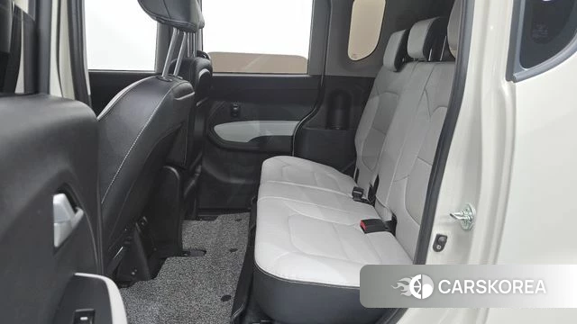 Kia The New Kia Ray 2023 Жемчужный цвет из Кореи, фото 2