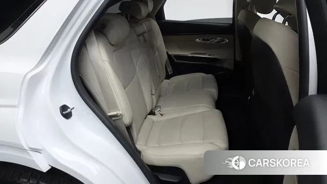 Genesis GV70 2023 Белый из Кореи, фото 2