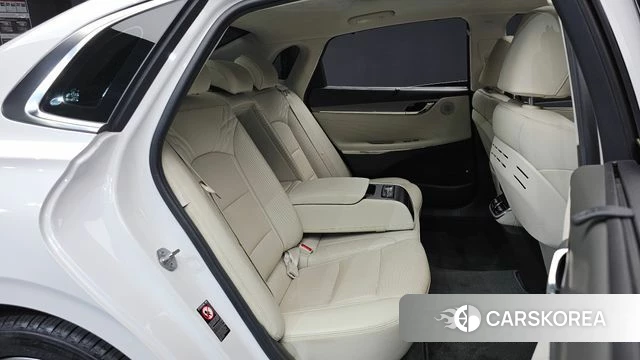 Hyundai The New Grandeur IG Hybrid 2022 Белый из Кореи, фото 2