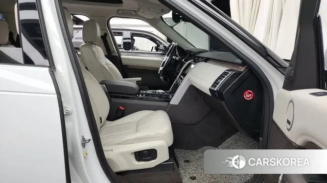 Land Rover Discovery 5 2018 Белый из Кореи, фото 2