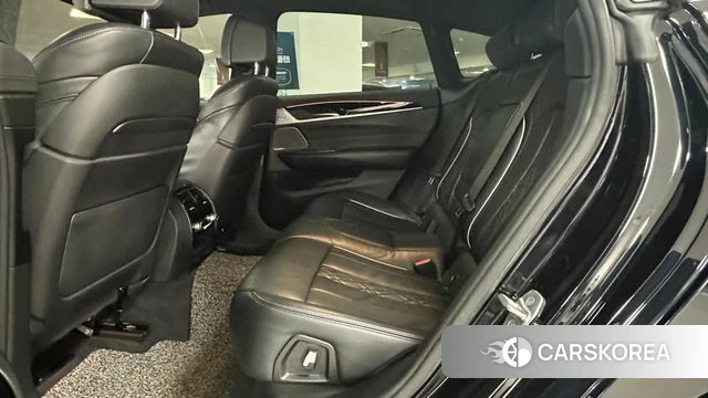 BMW 6 Series GT (G32) 2020 Черный из Кореи, фото 2