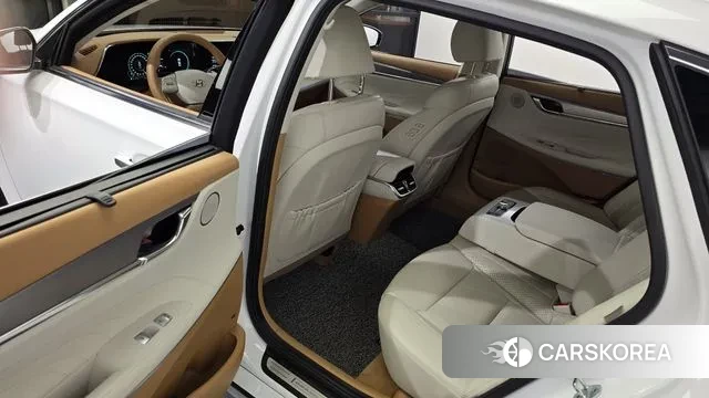 Hyundai The New Grandeur IG Hybrid 2022 Белый из Кореи, фото 2