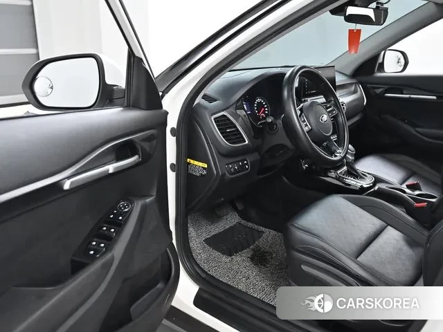 Kia Seltos 2020 Белый из Кореи, фото 2