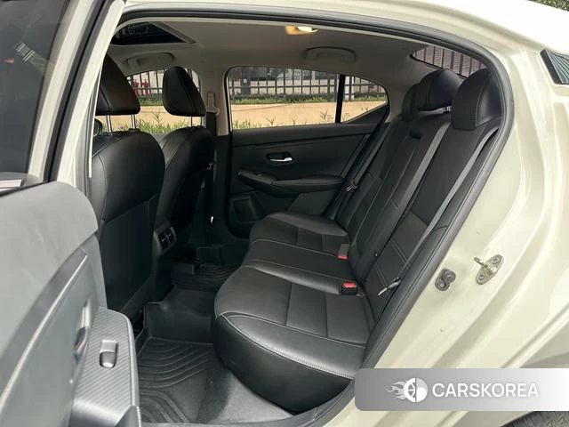 Nissan Xuan Yi 2023 Белый из Китая, фото 2