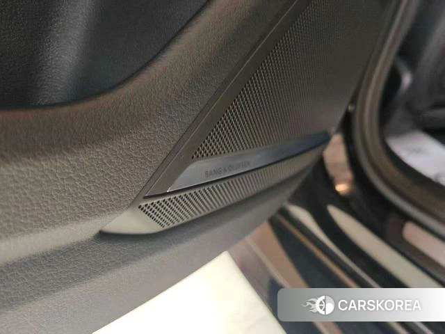 Audi RS 6 2025 Черный из Китая, фото 2