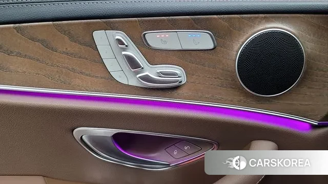 Mercedes-Benz E-Class W213 2023 Белый из Кореи, фото 2