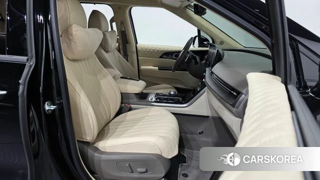 Kia Carnival 4th generation 2022 Черный из Кореи, фото 2