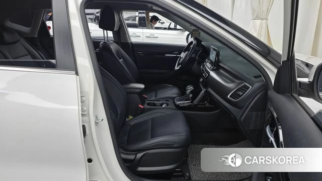 Kia Seltos 2019 Белый из Кореи, фото 2