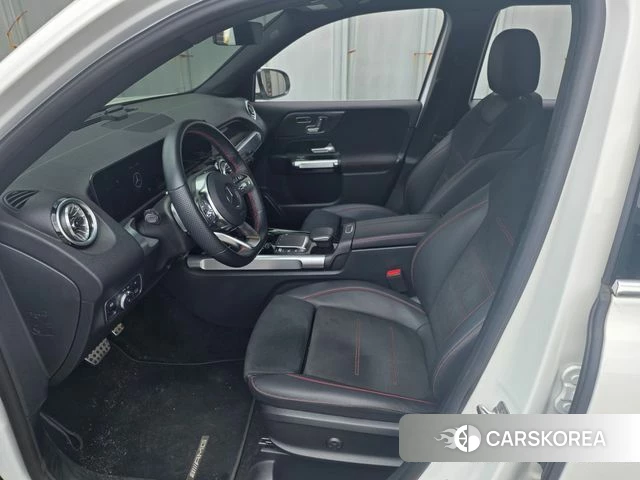 Mercedes-Benz GLB-Class X247 2023 Белый из Кореи, фото 2
