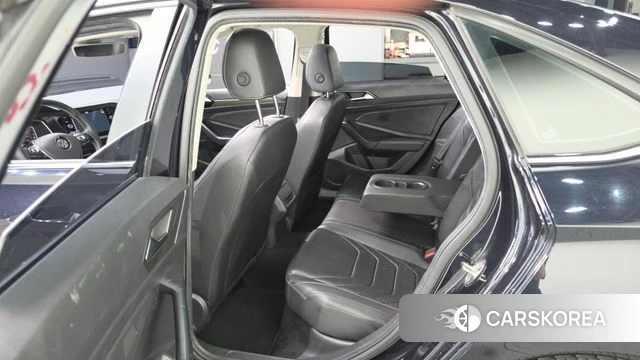 Volkswagen 7th Generation of Jetta 2021 Черный из Кореи, фото 2