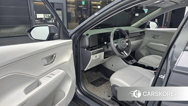 Hyundai Kona (SX2) 2023 Серый из Кореи, фото 2