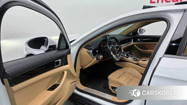 Porsche Panamera (971) 2018 Белый из Кореи, фото 2